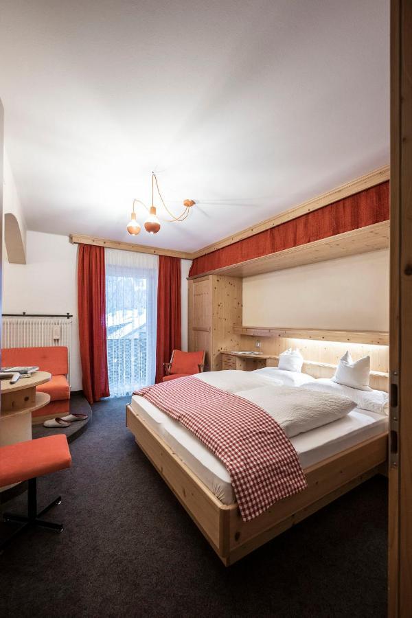 Garni Reider Hotel Sexten Exterior photo
